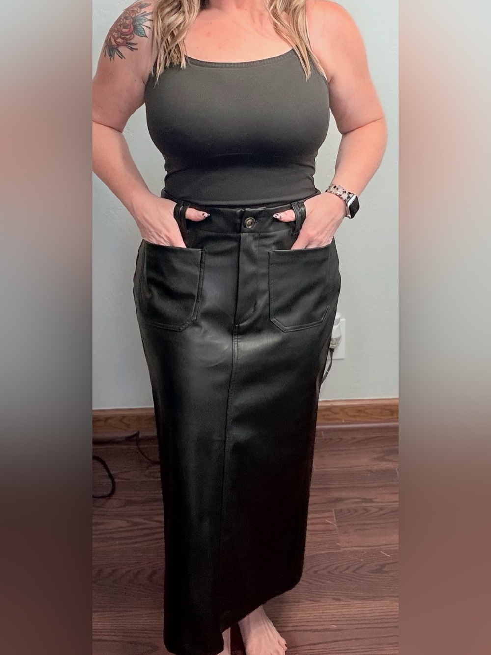 Maurices Edgely Black Faux Leather Maxi Skirt Size Medium High Rise